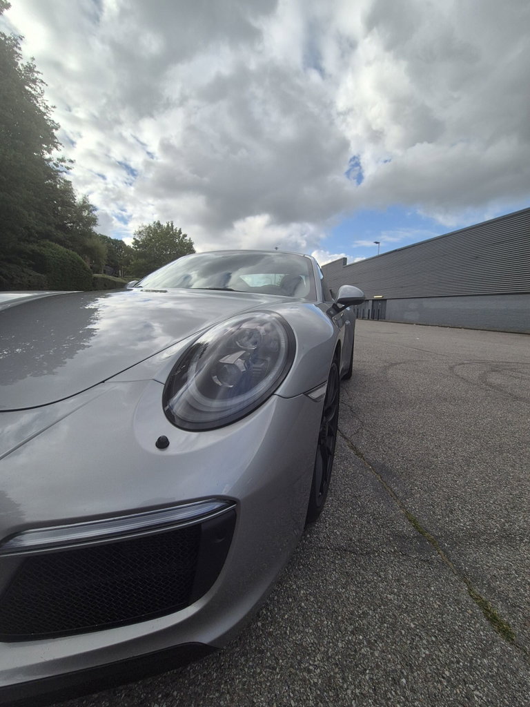 Porsche 991.2 Carrera GTS