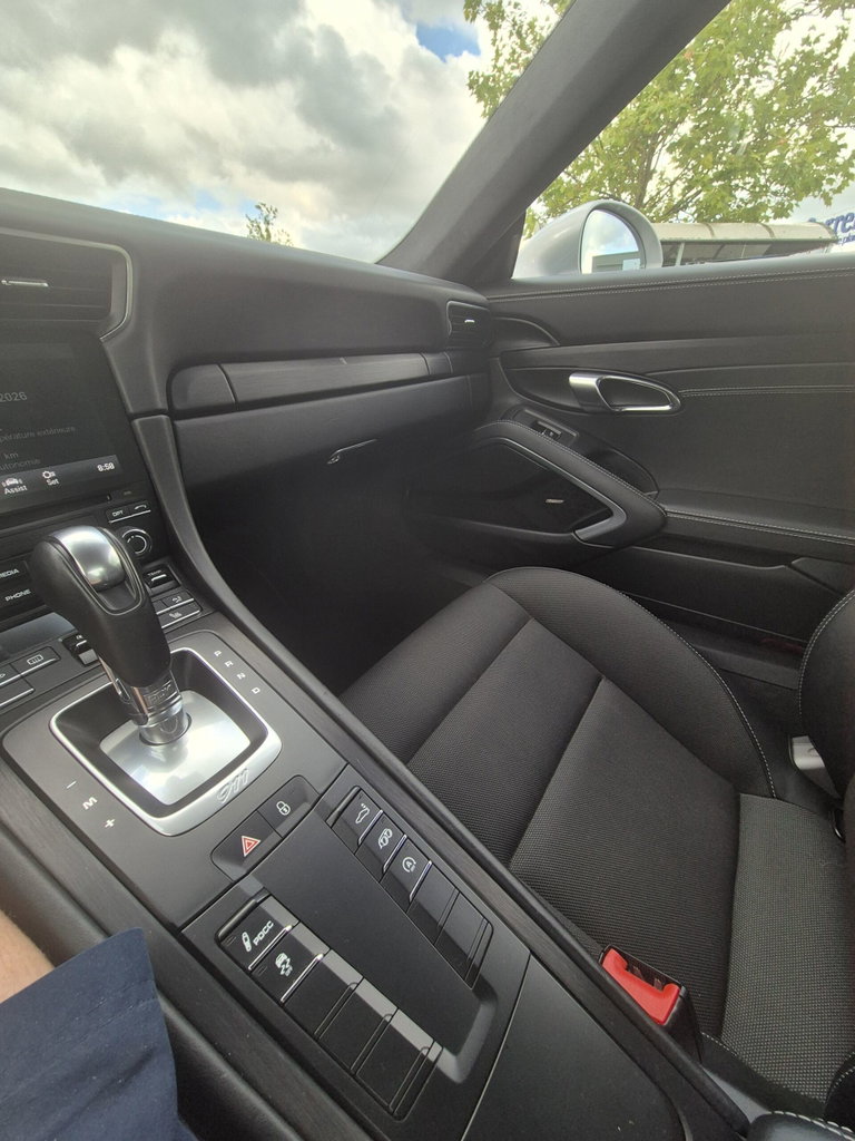 Porsche 991.2 Carrera GTS