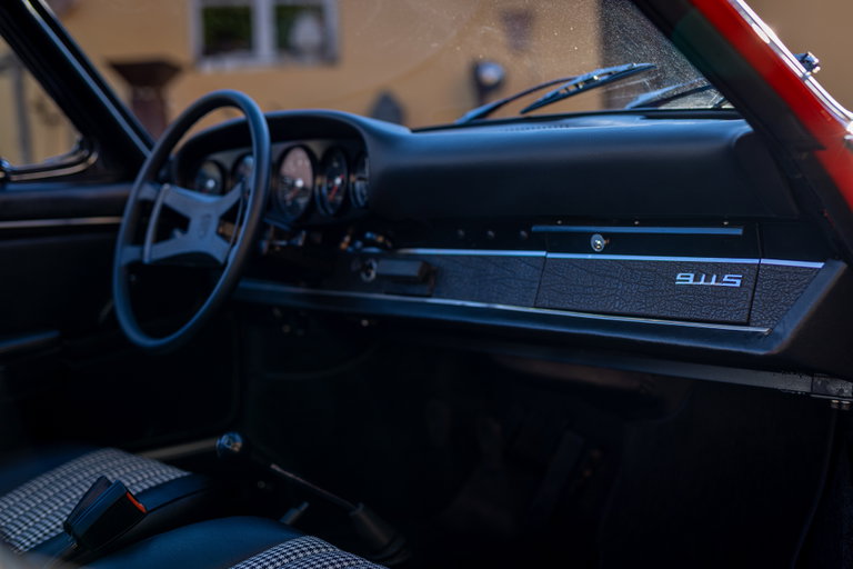Porsche 911 S (F-Modell)