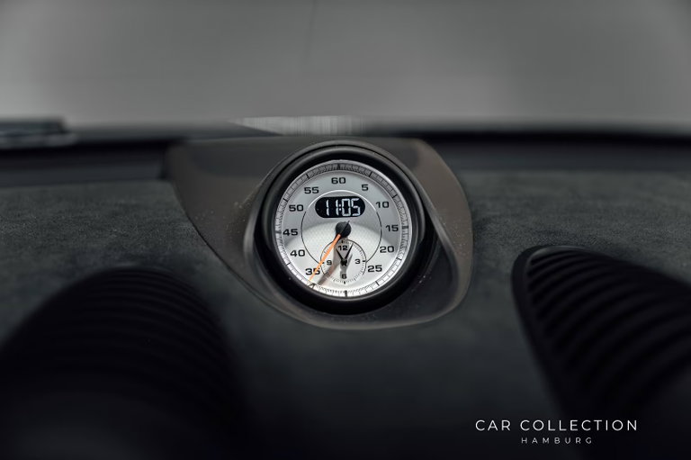 Porsche 718 Cayman GT4 RS