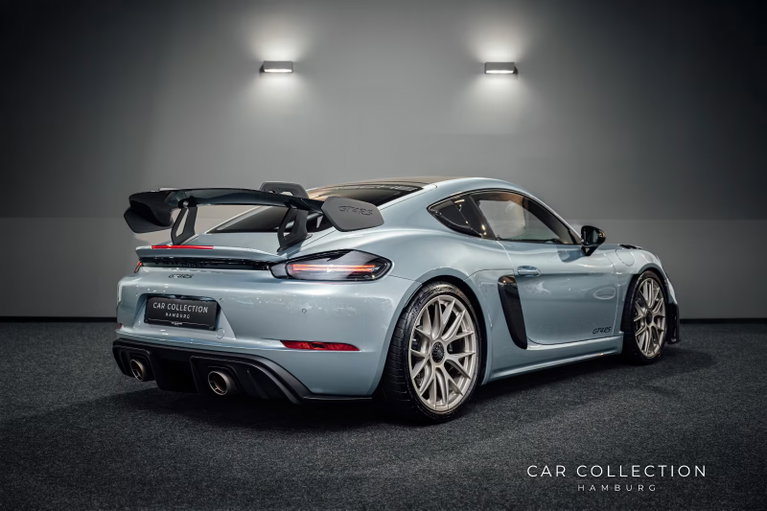 Porsche 718 Cayman GT4 RS