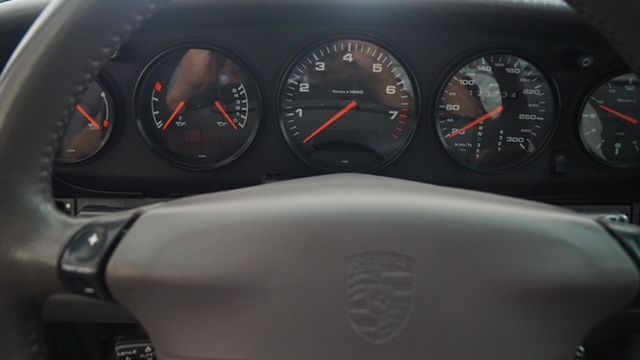 Porsche 993 Carrera