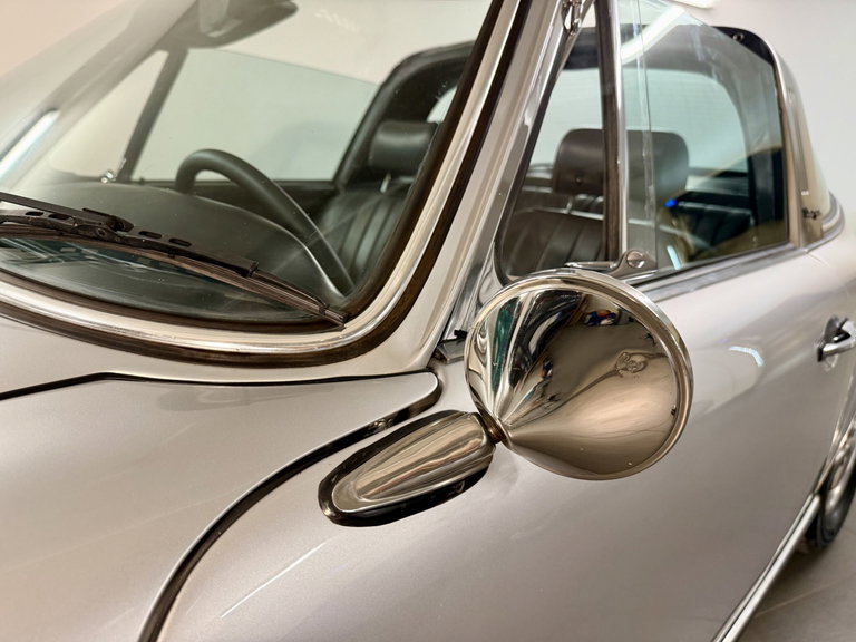 Porsche 911 E