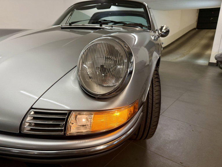 Porsche 911 E