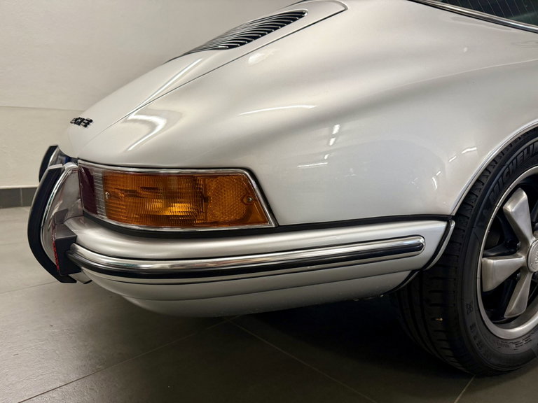 Porsche 911 E