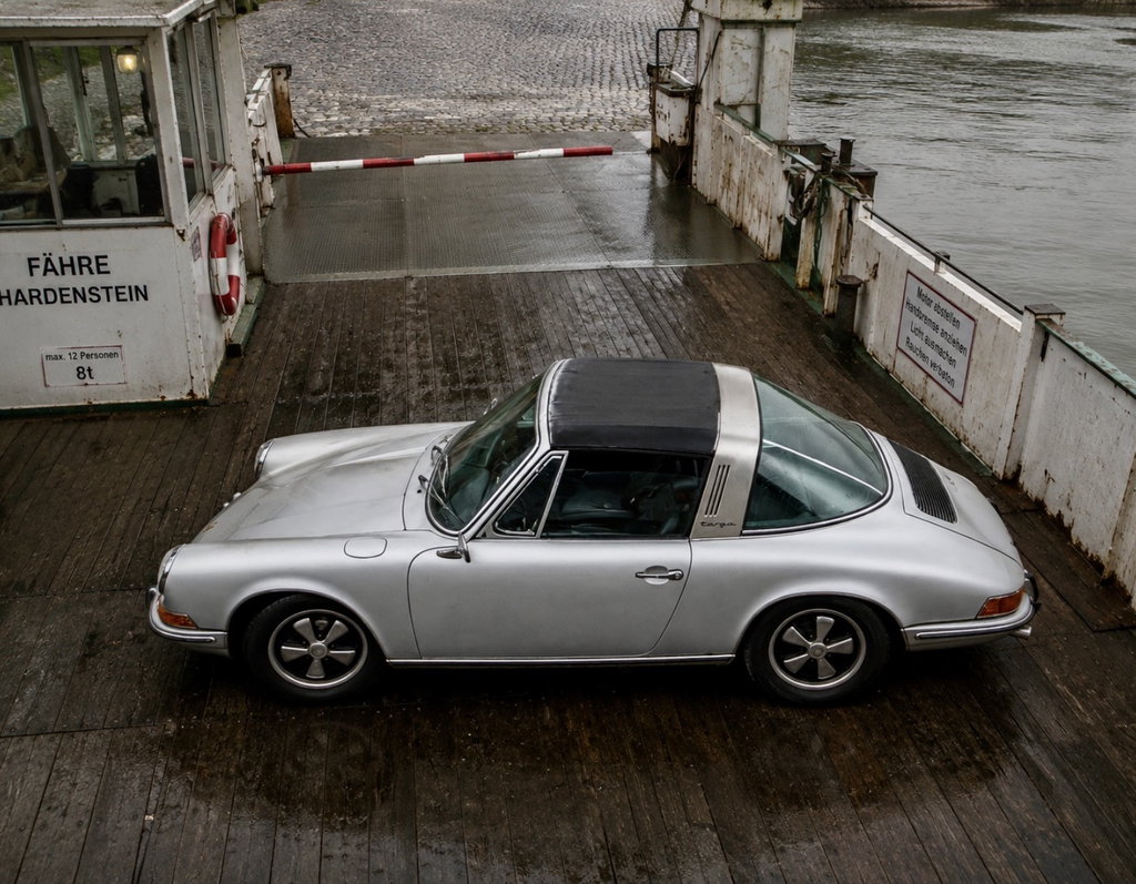 Porsche 911 E