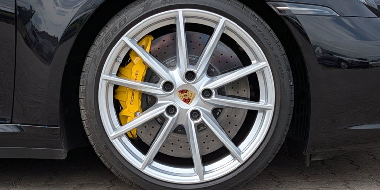 Porsche 992 Targa 4 GTS