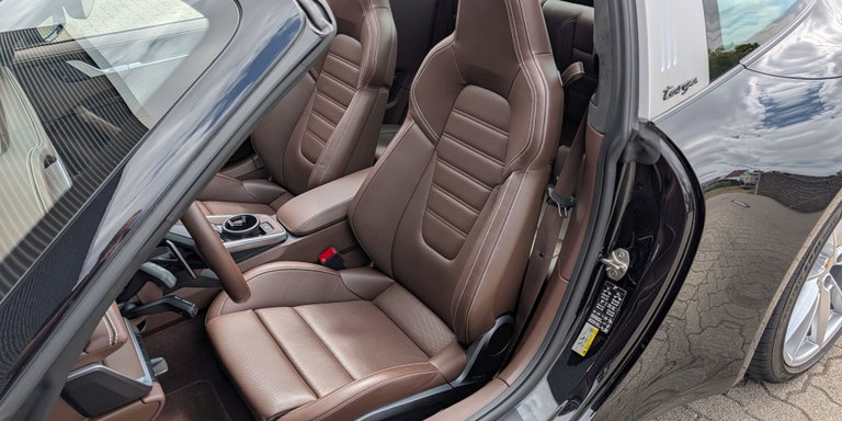 Porsche 992 Targa 4 GTS