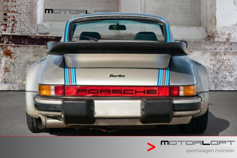 Porsche 911 Turbo 3.3