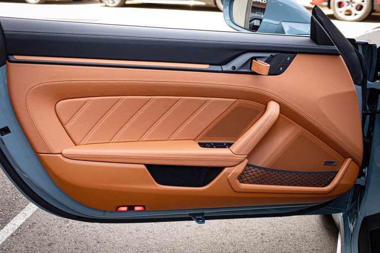 Porsche 911 S/T