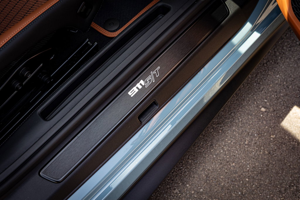 Porsche 911 S/T