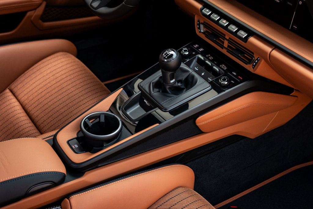 Porsche 911 S/T