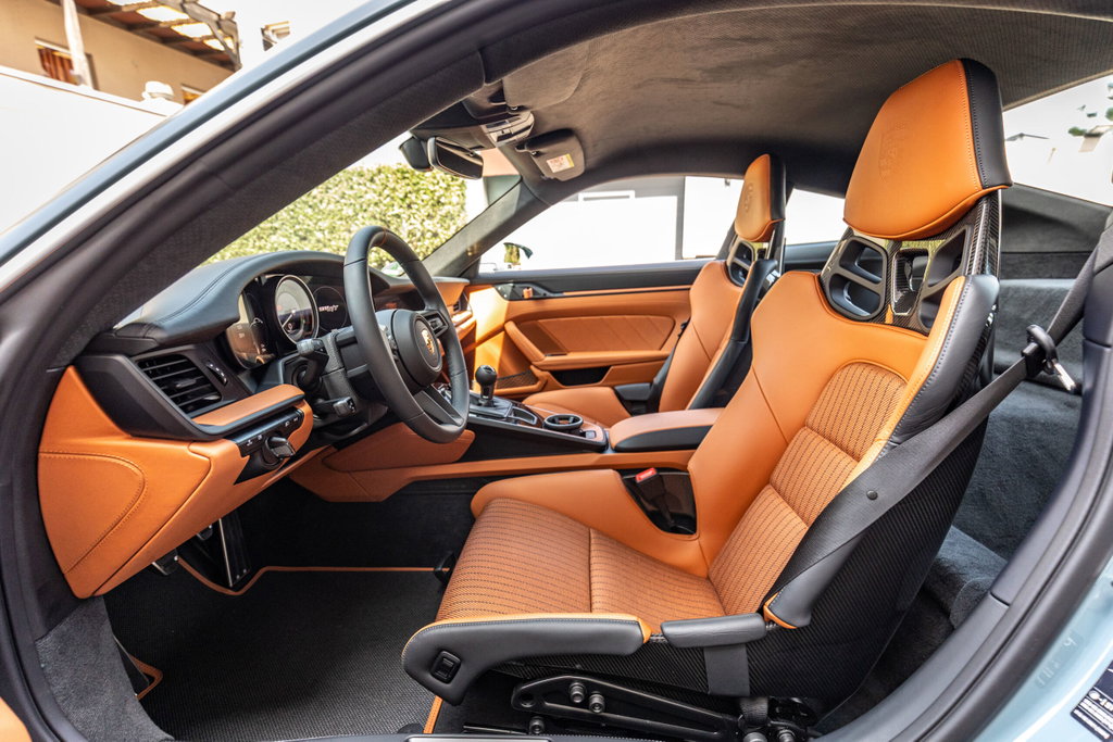 Porsche 911 S/T