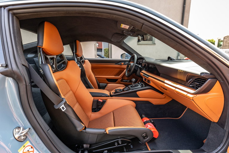 Porsche 911 S/T