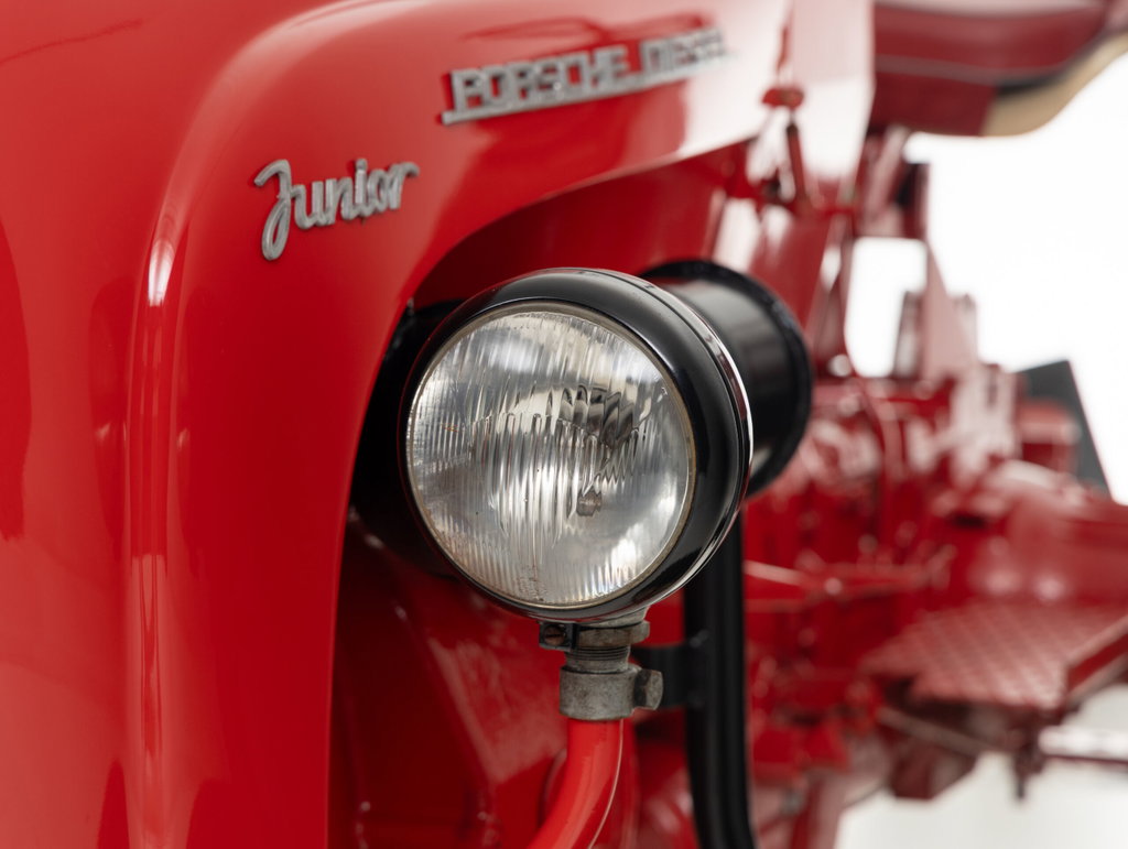 Porsche Junior 108