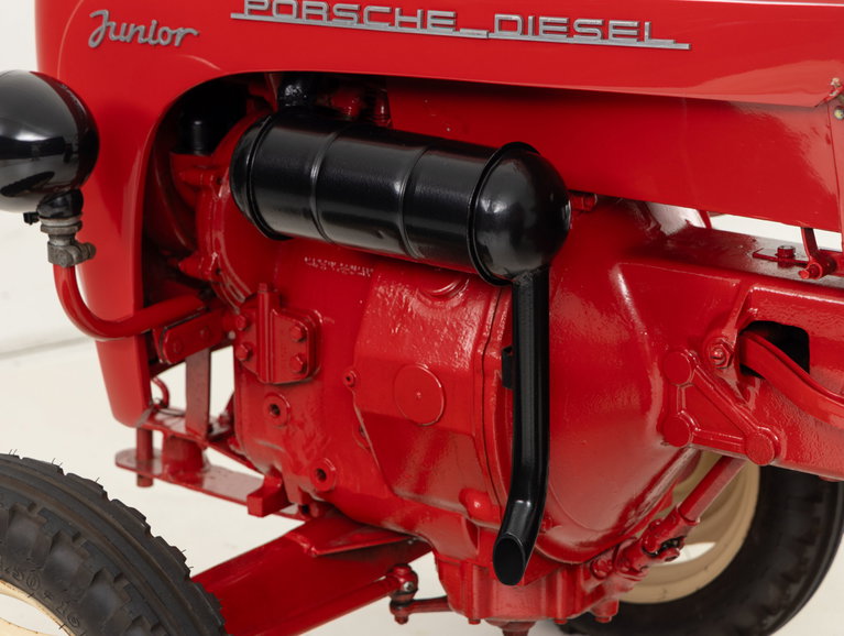 Porsche Junior 108