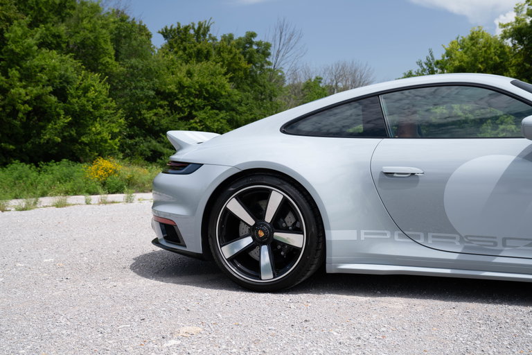 Porsche 992 Sport Classic