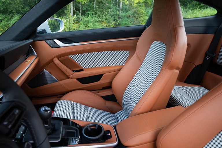 Porsche 992 Sport Classic