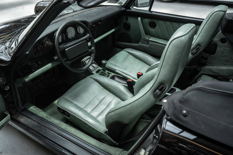 Porsche 964 Carrera 2