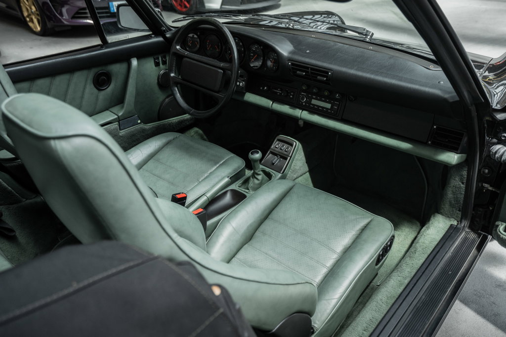 Porsche 964 Carrera 2