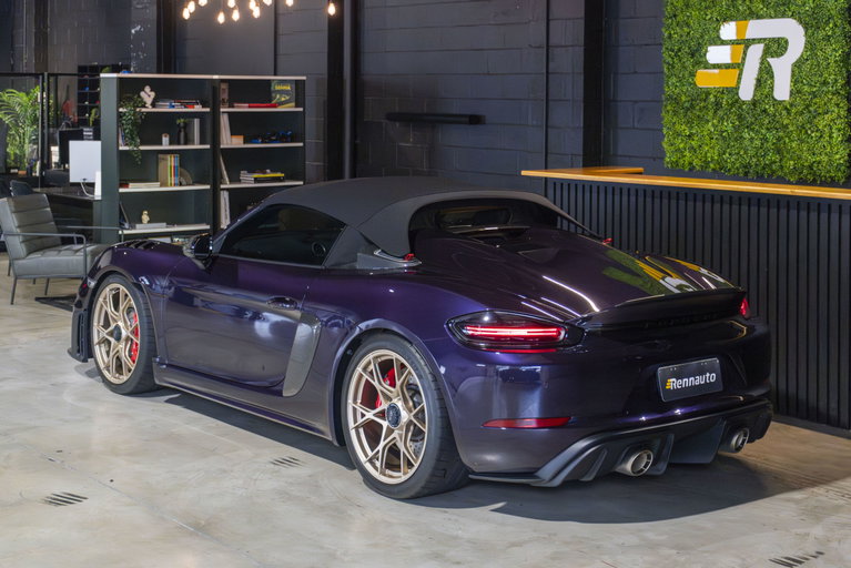 Porsche 718 Spyder RS
