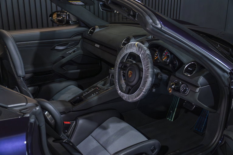 Porsche 718 Spyder RS