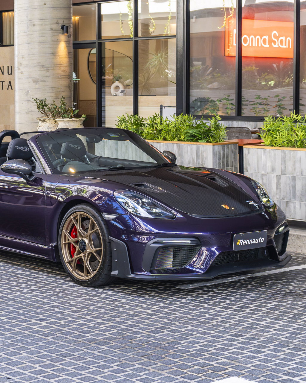 Porsche 718 Spyder RS