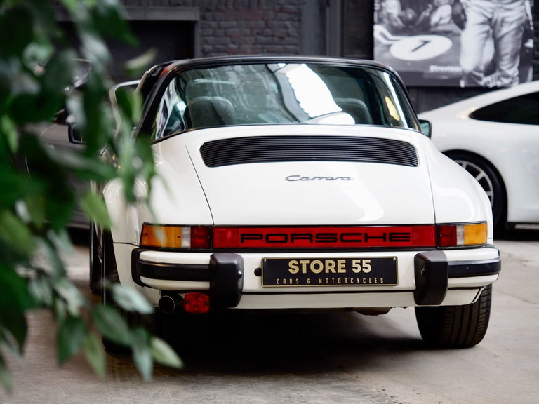 Porsche 911 Carrera 3.2