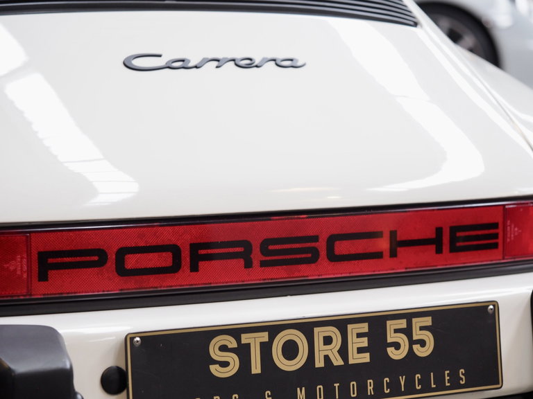 Porsche 911 Carrera 3.2