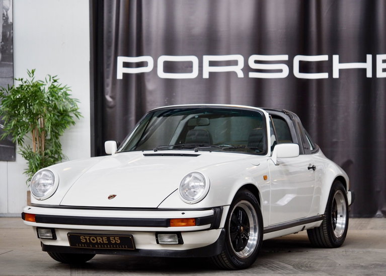 Porsche 911 Carrera 3.2