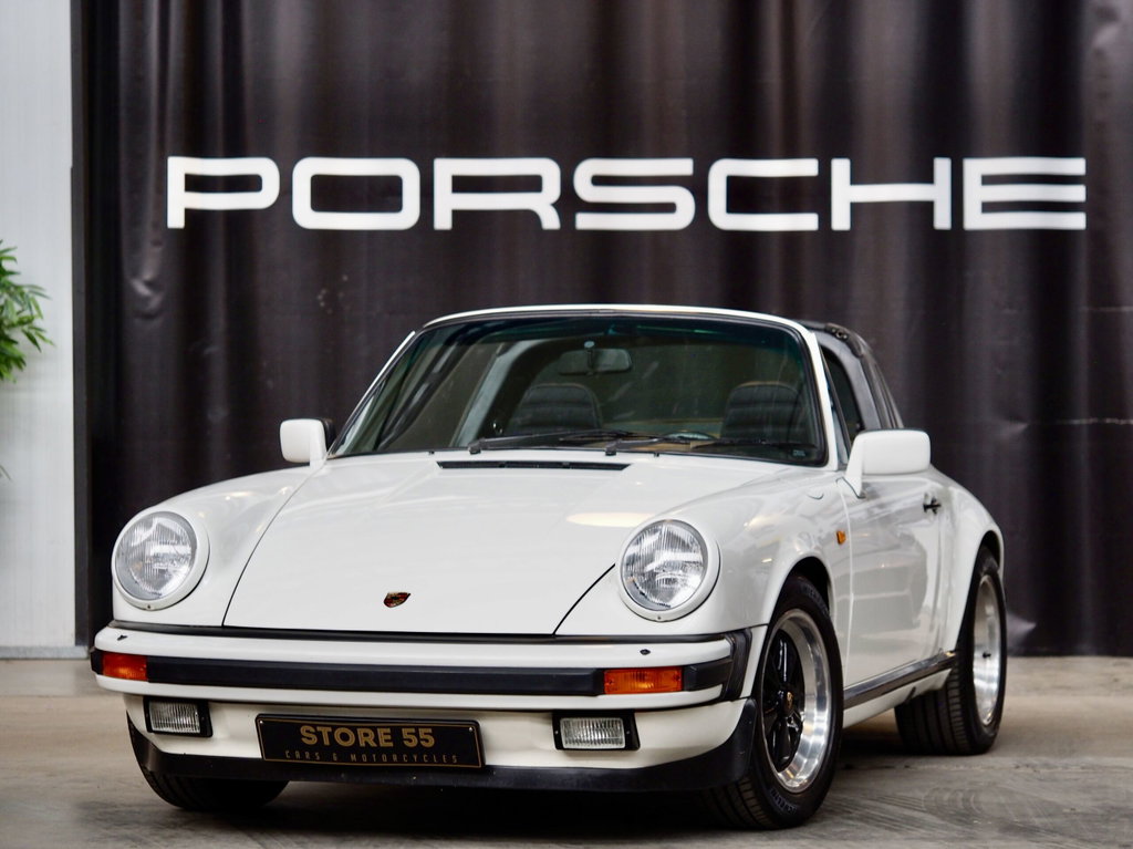 Porsche 911 Carrera 3.2