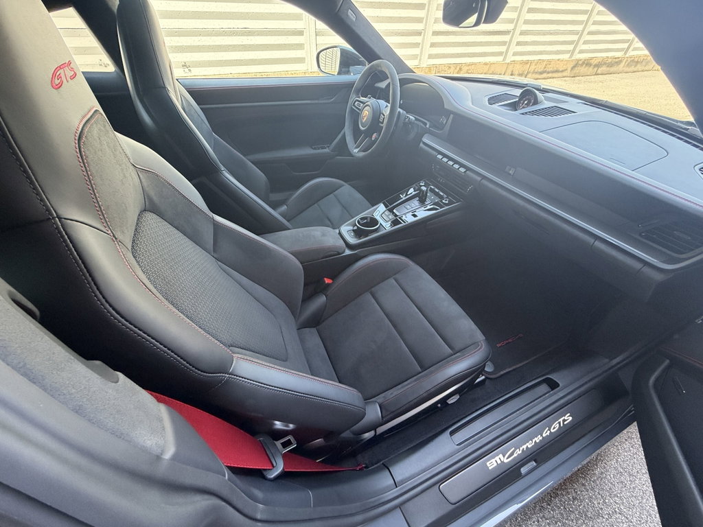 Porsche 992.2 Carrera 4 GTS