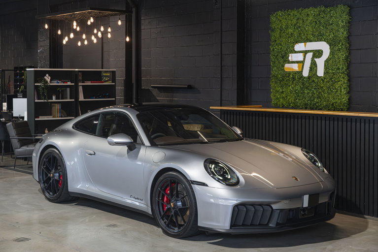 Porsche 992.2 Carrera GTS