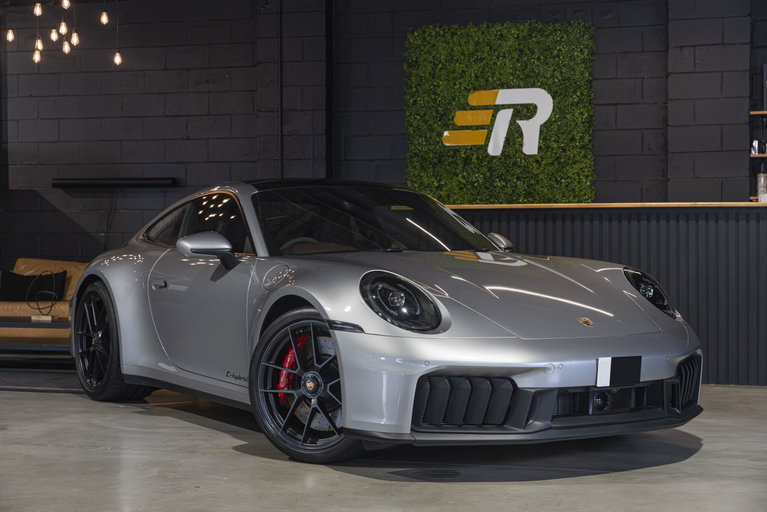Porsche 992.2 Carrera GTS