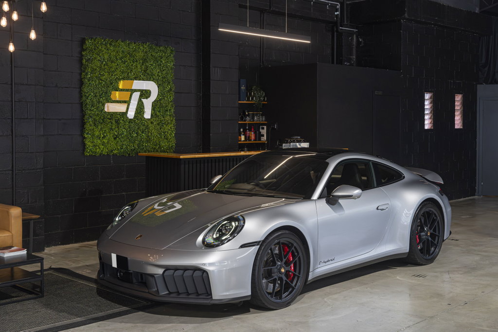 Porsche 992.2 Carrera GTS