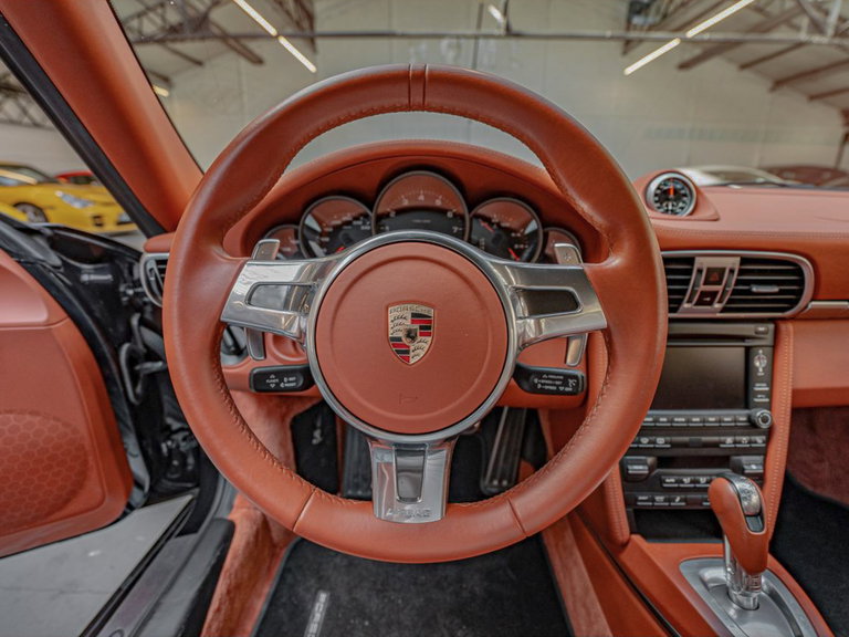 Porsche 997.2 Carrera GTS