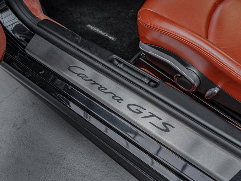 Porsche 997.2 Carrera GTS