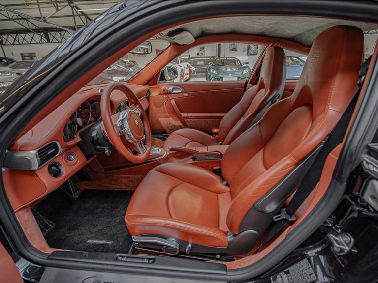 Porsche 997.2 Carrera GTS