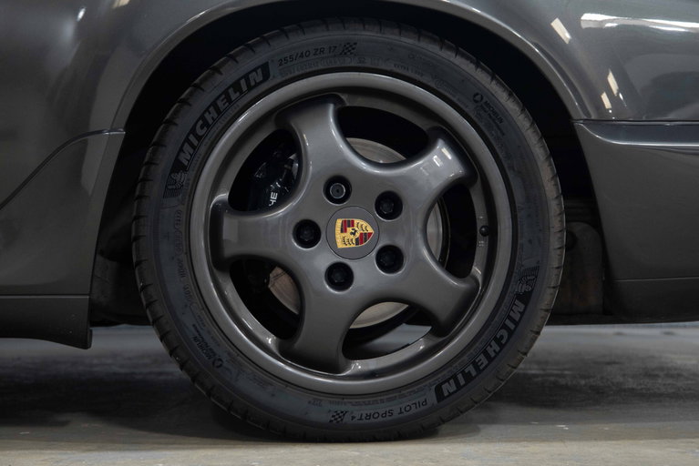 Porsche 964 Carrera 4
