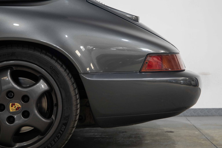 Porsche 964 Carrera 4