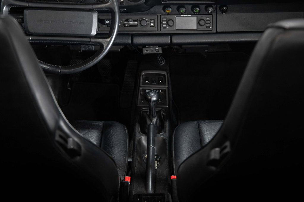 Porsche 964 Carrera 4