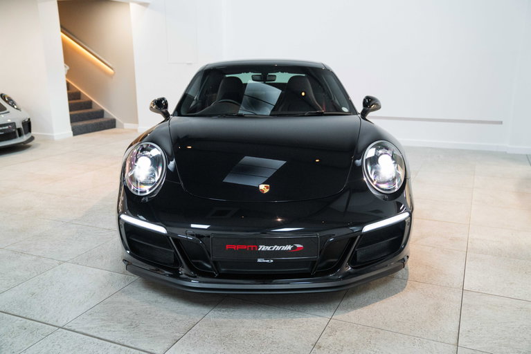 Porsche 991.2 Carrera GTS