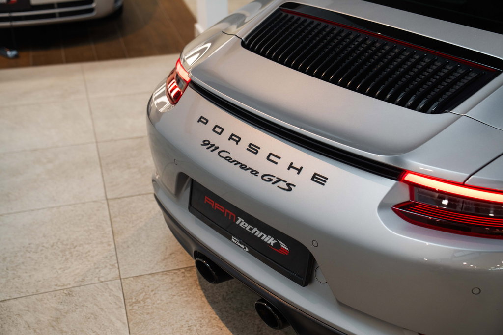 Porsche 991.2 Carrera GTS