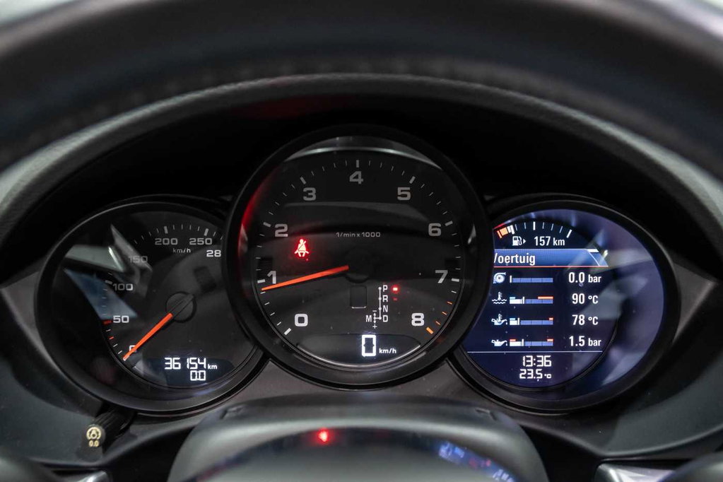 Porsche 718 Boxster