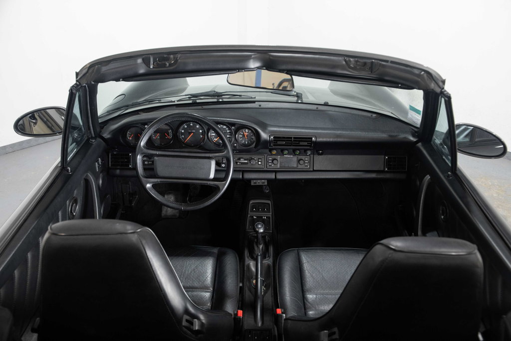Porsche 964 Carrera 4