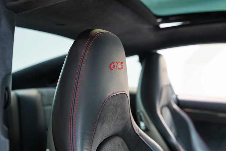Porsche 991.2 Carrera GTS