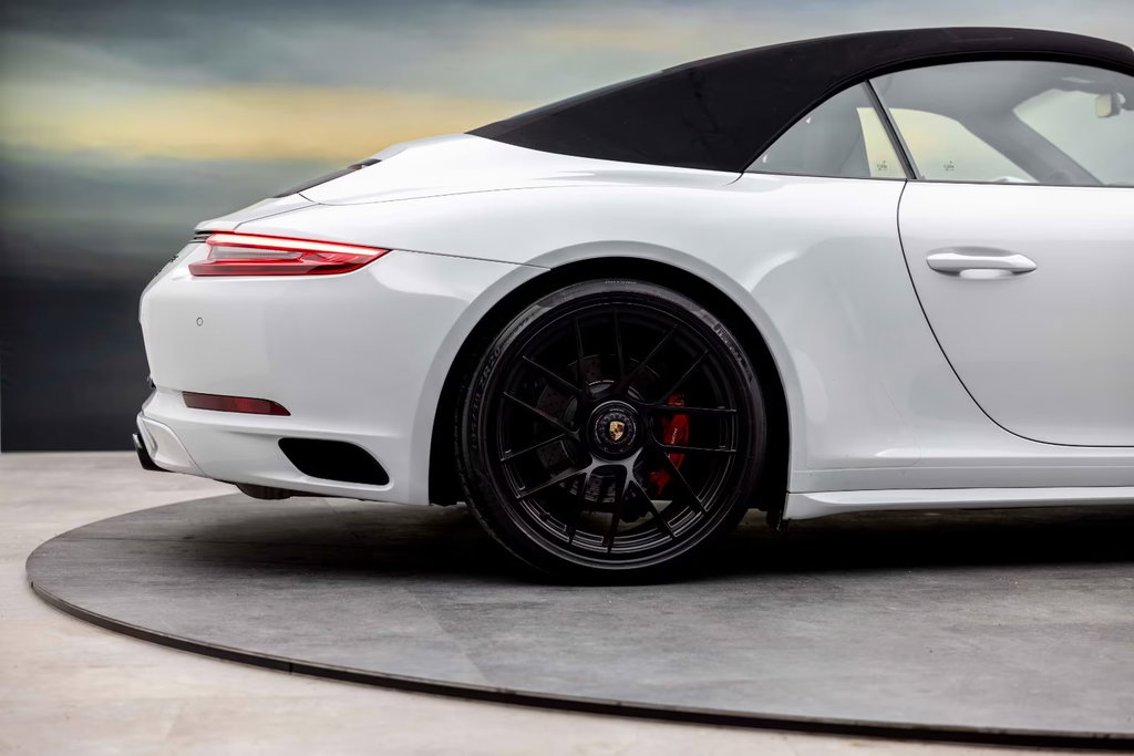 Porsche 991.2 Carrera GTS