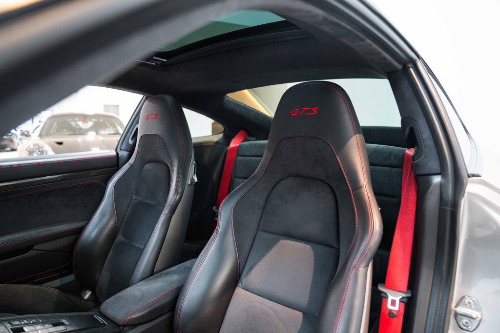 Porsche 991.2 Carrera GTS