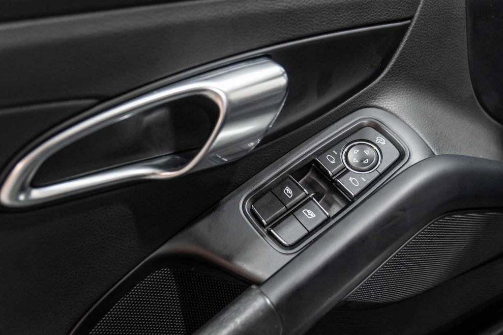 Porsche 718 Boxster