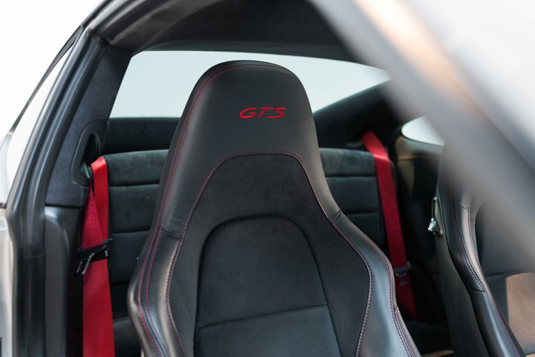 Porsche 991.2 Carrera GTS